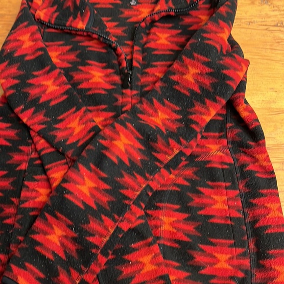 Uniqlo Micro Fleece Sweater - Picture 5 of 9